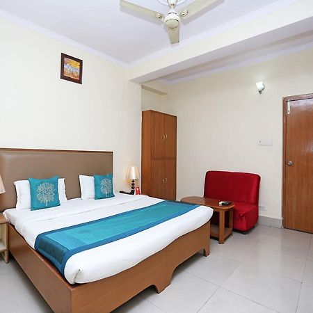 Oyo 10788 Hotel Harisons Continental 巴特那 外观 照片