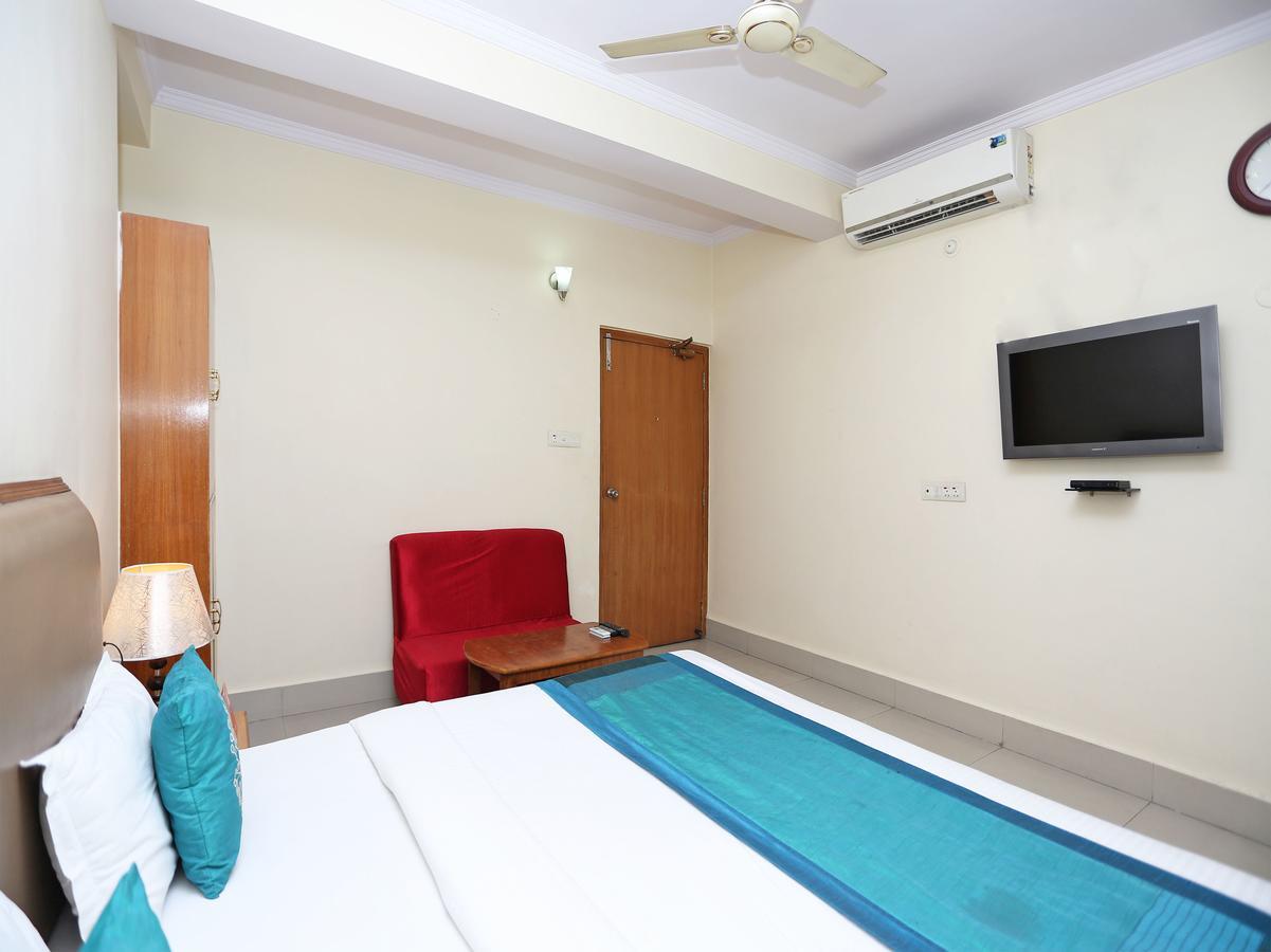 Oyo 10788 Hotel Harisons Continental 巴特那 外观 照片